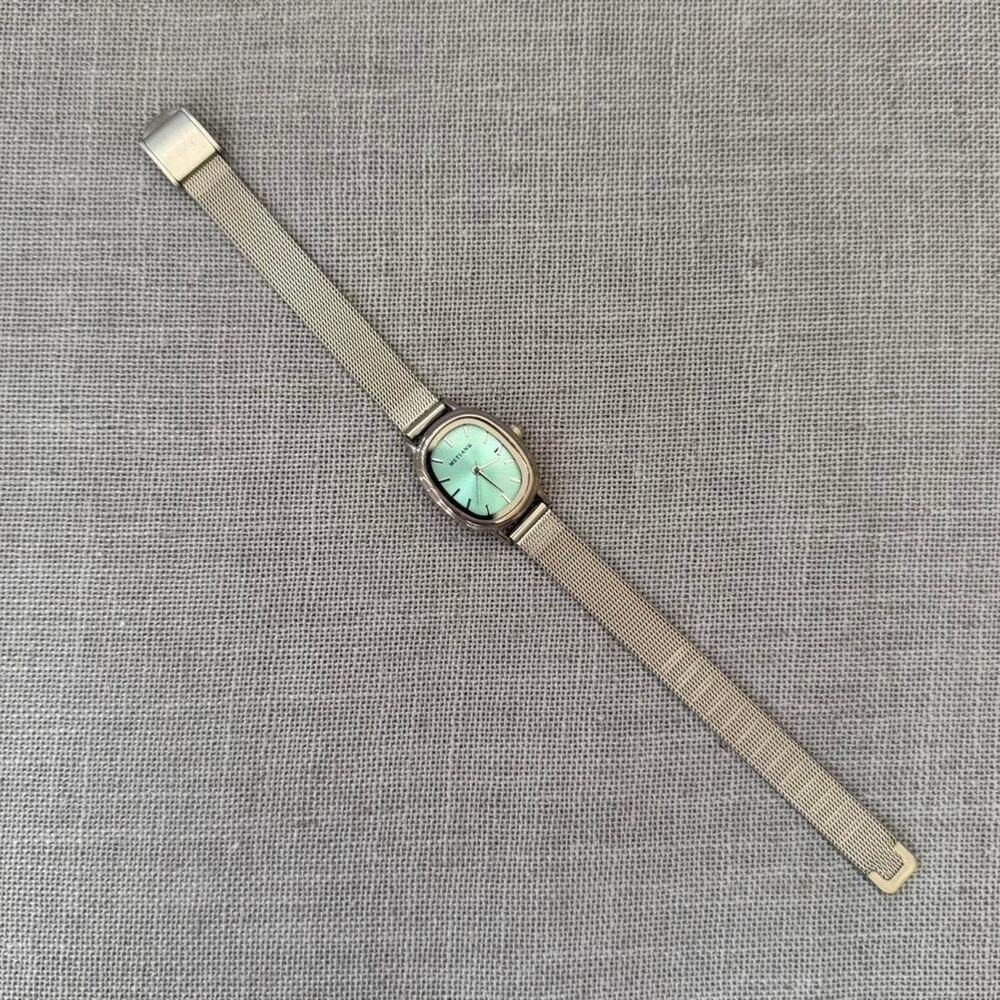 Elegant silver watch classic analogue MENS1